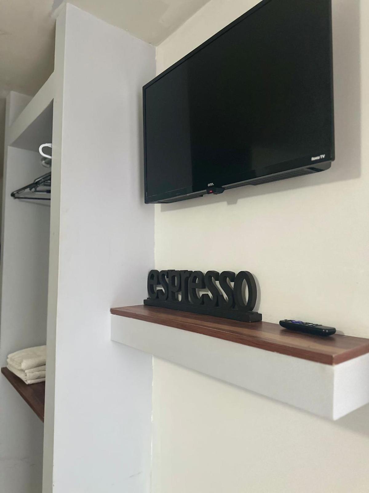 Apartamentos Ambassador Tijuana Luaran gambar